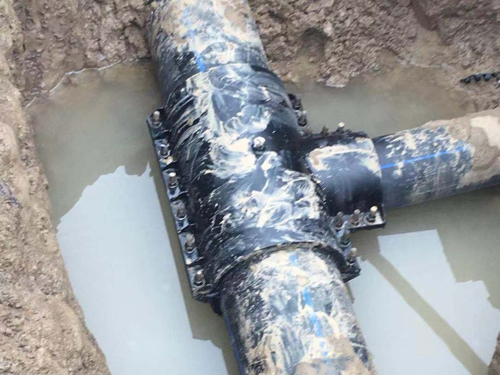 Trench Installation — Tee Repair Clamp